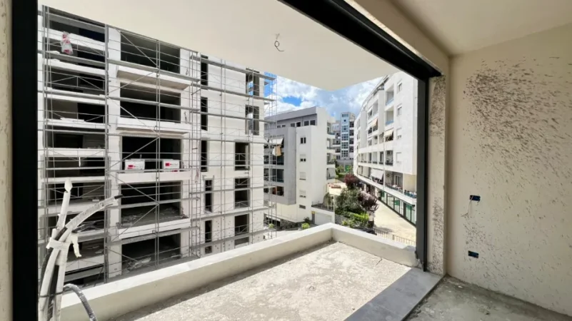 SHITET: 1+1📍Kopshti Zologjik (Kompleksi Mateo 2) - 160,000€ - Sp.82m² - Orientim Plot Diell: Jug🌞 ||  Prane Liqenit Artificial - Zone Elitare✨️
