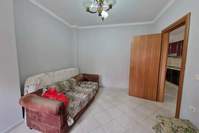 Tirane, shes apartament 2+1 Kati 1, 92 m² 145.000 € (foto xhavella)