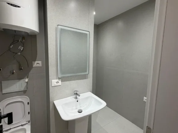 Tirane, shitet apartament 2+1 , 80 m² 190.000 € (Stacionit Trenit)