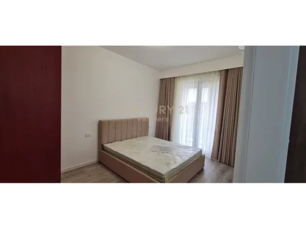 Tirane, jepet me qera apartament 1+1 Kati 2, 66 m² 500 € (astir)