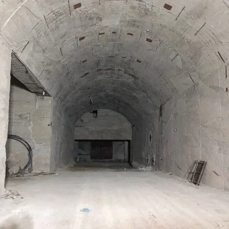 Tirane, jepet me qera ambjent biznesi Kati 0, 6.000 m² 750.000 € (Shitet Tunel Unik Ne Tirane Investim Me Potencial Te Larte)