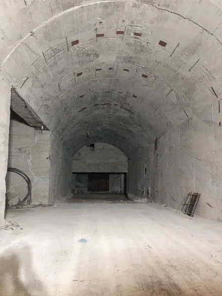 Tirane, jepet me qera ambjent biznesi Kati 0, 6.000 m² 750.000 € (Shitet Tunel Unik Ne Tirane Investim Me Potencial Te Larte)