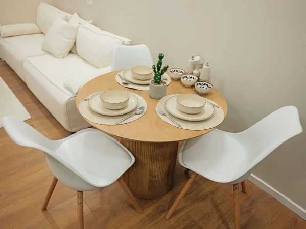 Tirane, jepet me qera apartament 1+1 Kati 1, 45 m² 750 € (Rruga e Elbasanit)