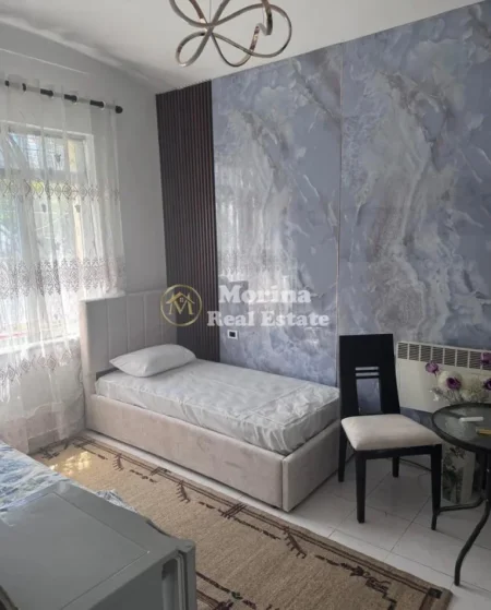 Tirane, jepet me qera apartament 1+1 Kati 1, 25 m² 400 € (21 Dhjetori)