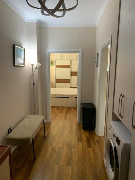 Shqiperi, jepet me qera apartament 1+1+Ballkon Kati 6, 75 m² 700 €
