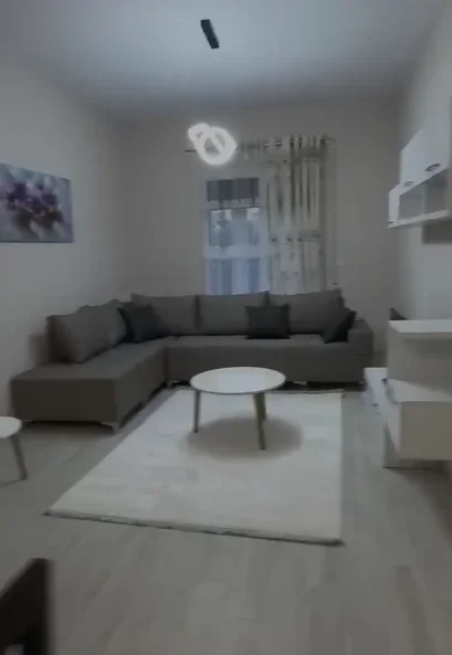 Tirane, jepet me qera apartament 1+1 Kati 1, 74 m² 500 € (ASTIR)