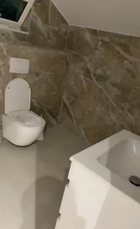 Tirane, jepet me qera apartament 1+1 Kati 3, 80 m² 400 € (Paskuqan, Rruga Adem Jashari)