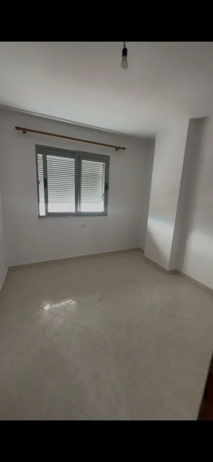 Tirane, jepet me qera apartament 2+1 Kati 5, 100 m² 500 € (Astir)