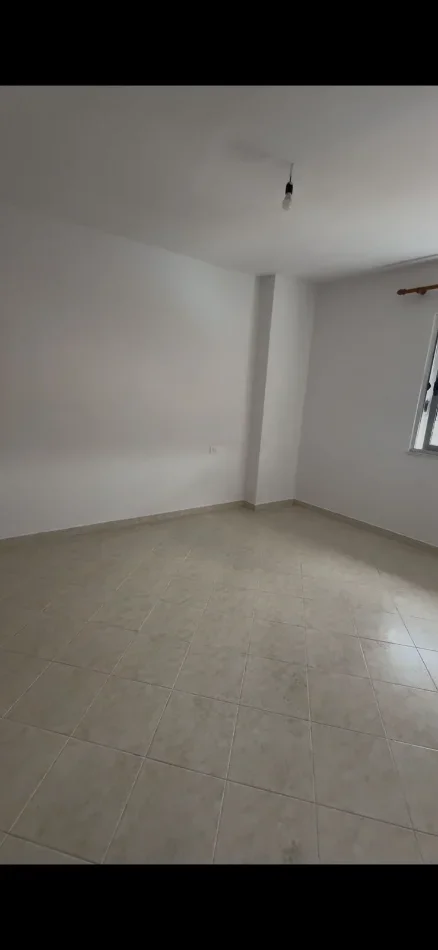 Tirane, jepet me qera apartament 2+1 Kati 5, 100 m² 500 € (Astir)