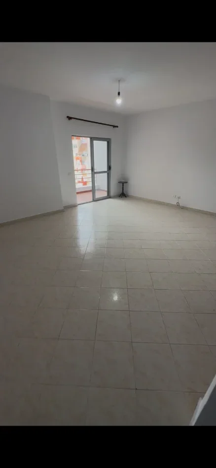Tirane, jepet me qera apartament 2+1 Kati 5, 100 m² 500 € (Astir)