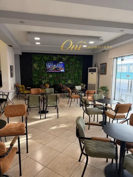 Tirane, jepet me qera ambjent biznesi Kati 0, 100 m² 1.200 € (DON BOSKO)