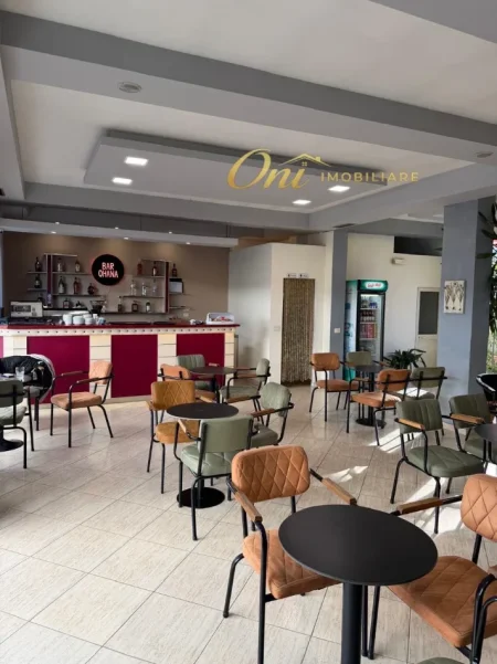 Tirane, jepet me qera ambjent biznesi Kati 0, 100 m² 1.200 € (DON BOSKO)