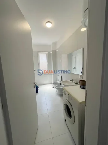 Tirane, jepet me qera apartament 2+1 , 94 m² 450 € (Paskuqan)