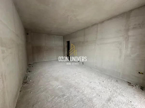Tirane, shitet apartament 1+1+Ballkon , 76 m² 87906 € (Paskuqan)