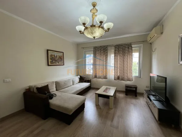 Tirane, shitet apartament 2+1 Kati 3, 109 m² 210.000 € (Rruga e Durresit)