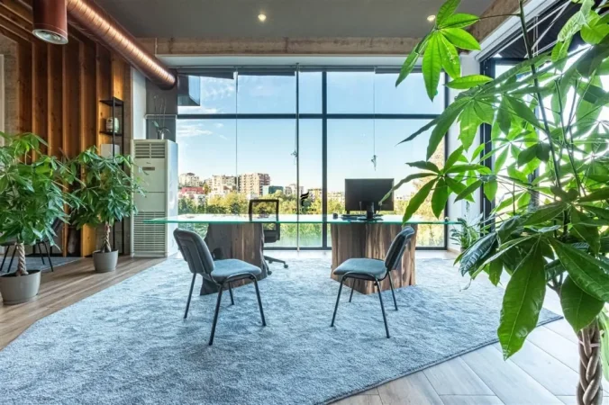 Tirane, jepet me qera zyre Kati 3, 220 m² 1.200 € (KOPSHTI BOTANIK)