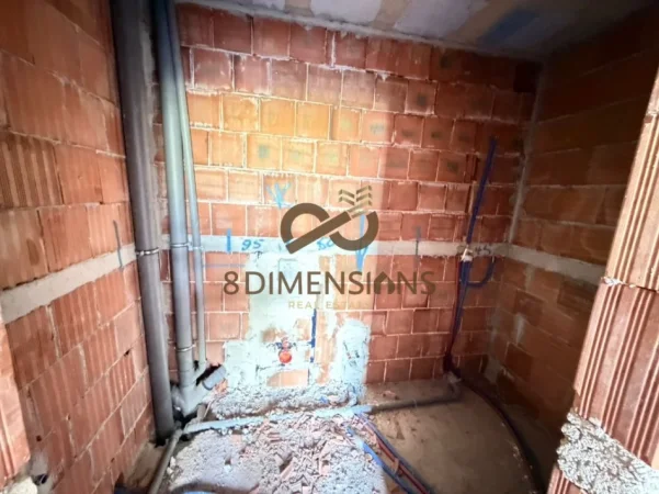 Tirane, shitet apartament 1+1+Ballkon Kati 8, 87 m² 100.556 € (Paskuqan)