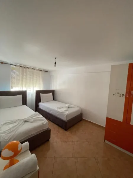 Tirane, jepet me qera apartament 2+1 Kati 6, 100 m² 700 € (The New Bazaar)