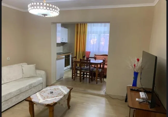 Tirane, jepet me qera apartament 1+1 Kati 3, 70 m² 450 € (RRUGA BARDHYL)