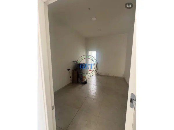 Durres, jepet me qera ambjent biznesi Kati 1, 120 m² 800 € (Plazh)