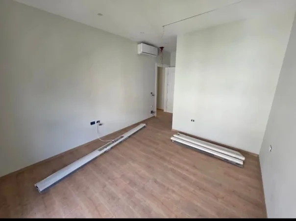 Tirane, shitet apartament 2+1 Kati 6, 189.000 € (Concord Center)