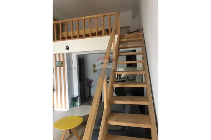 Vlore - Lungomare, jepet me qera apartament 1+1 Kati 0, 28 m² 300 € (Aleksandër Moisiu – vijë e dytë e Lungomares)