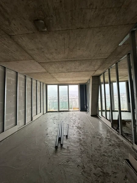 Tirane, shitet apartament 2+1+Aneks+Ballkon Kati 21, 176 m² 878.000 € (Sheshi Skenderbej)