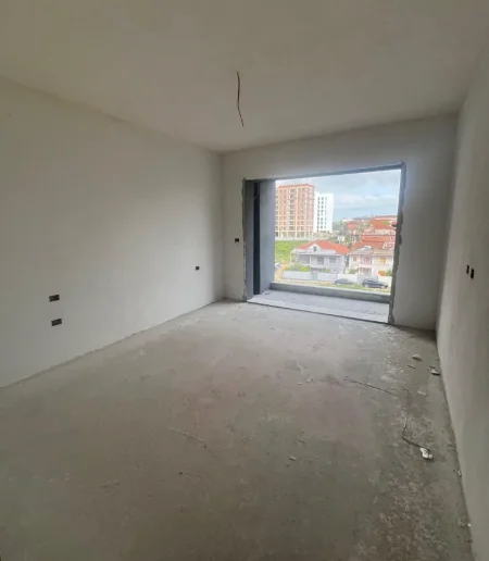 Tirane, shitet apartament 1+1+Ballkon , 71 m² 115.000 € 