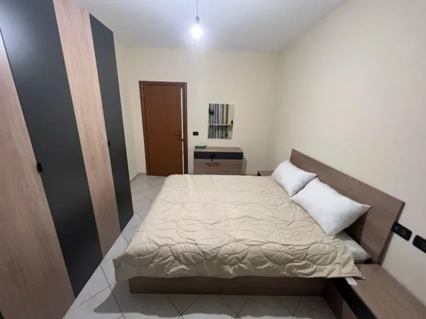 Tirane, jepet me qera apartament 1+1 Kati 4, 65 m² 520 € (ASTIR)