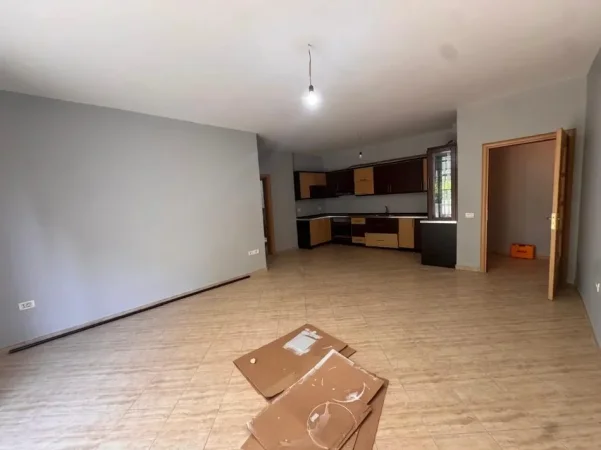 Tirane, jepet me qera apartament 2+1 Kati 1, 120 m² 450 € (Kodra e Diellit 1)