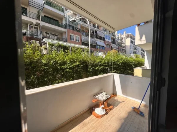 Tirane, jepet me qera apartament 2+1 Kati 1, 120 m² 450 € (Kodra e Diellit 1)