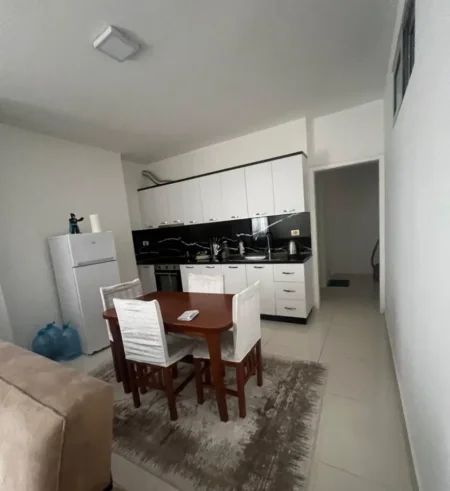 Tirane, shitet apartament 2+1 , 81 m² 110.000 € 