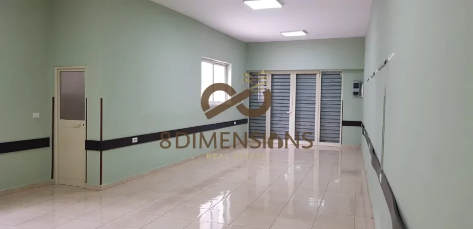 Tirane, jepet me qera ambjent biznesi Kati 1, 100 m² 1.000 € (rruga bardhyl)