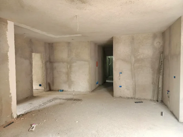 Tirane, shitet apartament 2+1+Aneks+Ballkon Kati 1, 100 m² 