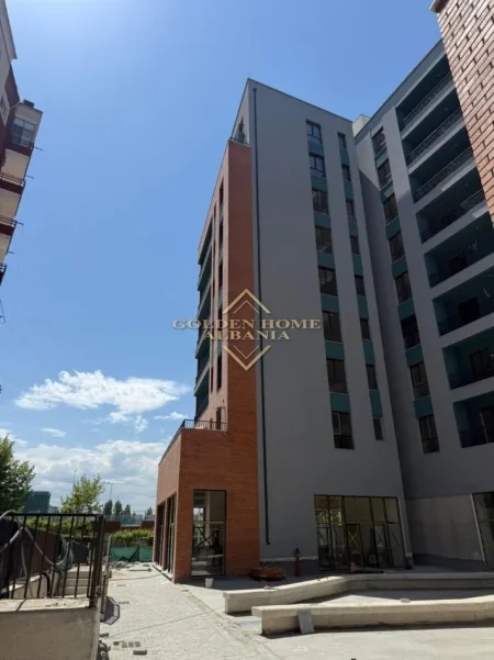 Tirane, shitet apartament , 77 m² (Paskuqan)