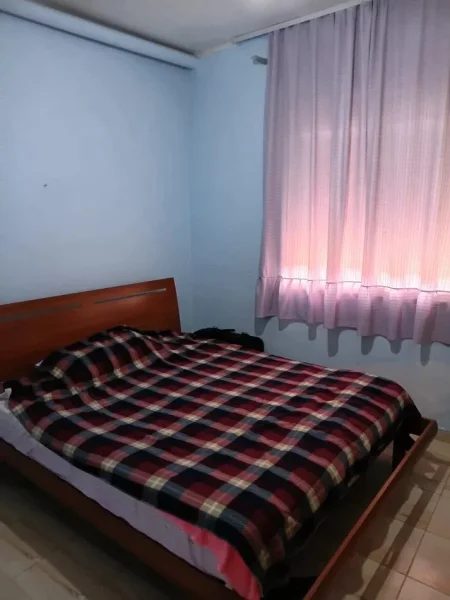 Tirane, jepet me qera apartament 1+1 Kati 3, 60 m² 330 € (Pallati me Shigjeta)