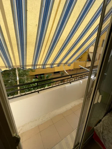 Durres, shitet nga Pronari, pa-komision garsonier Kati 2, 34 m² 49.000 € (majesticu ( koloseu))