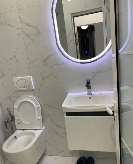 Tirane, jepet me qera apartament 1+1 Kati 2, 30 m² 370 € (Don Bosko)