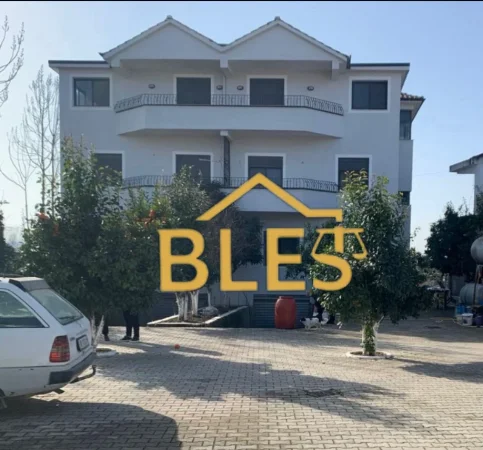 Durres, shitet Vile 3 Katshe , 707 m² 500.000 € (Shijak)