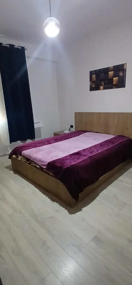 Tirane, jepet me qera apartament 1+1 Kati 7, 68 m² (Te NSHRAK)