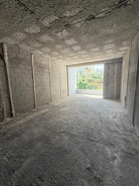 Tirane, shitet apartament 1+1 Kati 3, 77 m² 116.000 € (Ali dem)