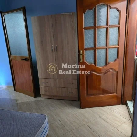Tirane, jepet me qera apartament 1+1 Kati 1, 50 m² 250 € (Rruga 5 Maji)