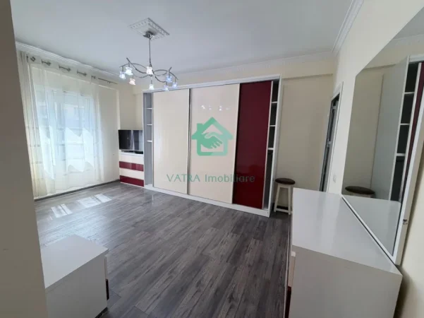 Tirane, shitet apartament 2+1 Kati 5, 94 m²