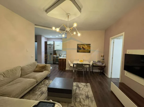 Tirane, jepet me qera apartament Kati 1, 70 m² 600 € (Liqeni i Thate)