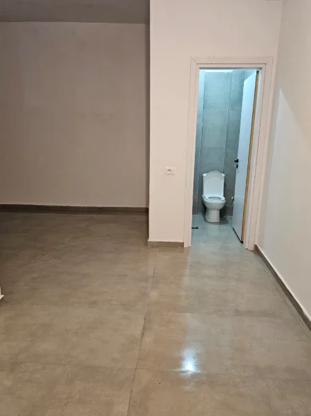 Sarande, shitet garsonier Kati 1, 40 m² 49.000 € (SARANDE, OKAZION)