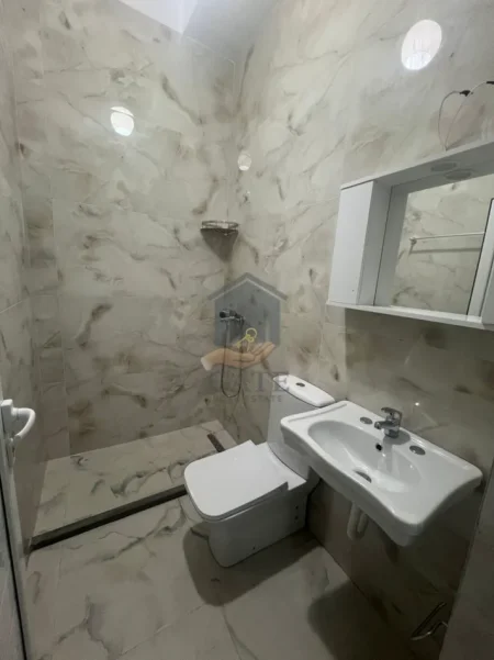 Durres, jepet me qera apartament 1+1 Kati 1, 56 m² 350 € 