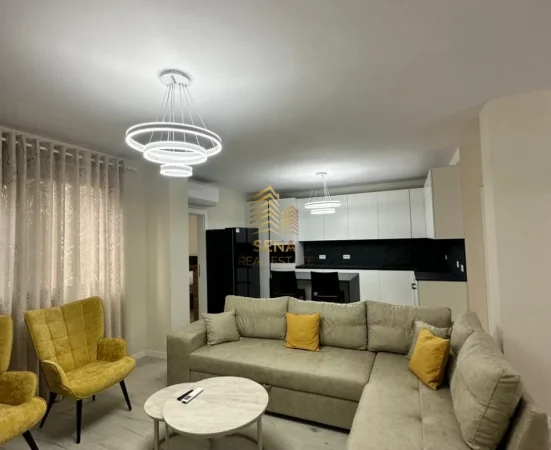 Tirane, jepet me qera apartament 3+1+Ballkon Kati 3, 130 m² 1.200 € (Komuna e Parisit)
