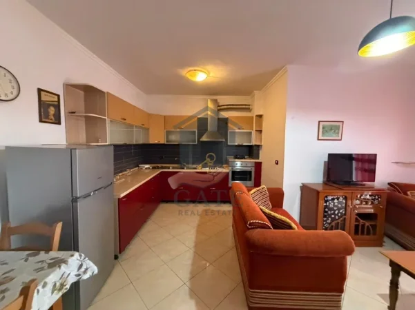 Durres, jepet me qera apartament 2+1+Ballkon Kati 9, 77 m² 600 € (Danubi durres)