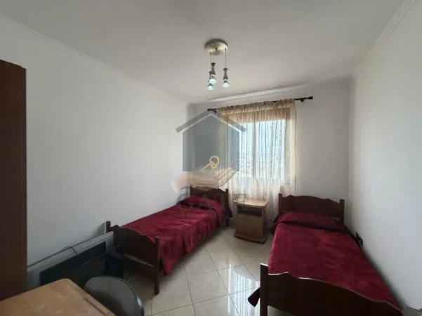 Durres, jepet me qera apartament 2+1+Ballkon Kati 9, 77 m² 600 € (Danubi durres)
