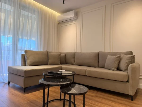 Tirane, jepet me qera apartament 2+1 Kati 8, 96 m² 950 € 
